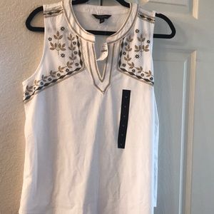 Medium Banana Republic sleeveless shirt